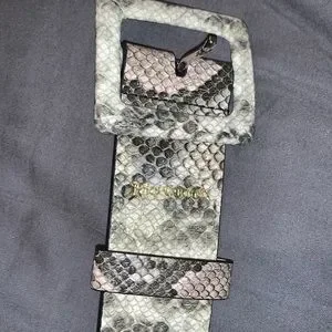 Juicy Couture | Accessories | Juicy Couture Snakeskin Grey  display picture 3